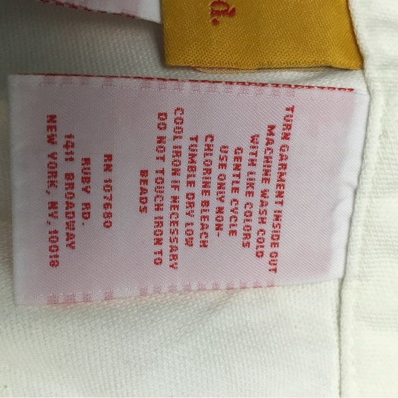 Ruby Rd. Women's Cropped Cream Jeans - Picture 11 of 16